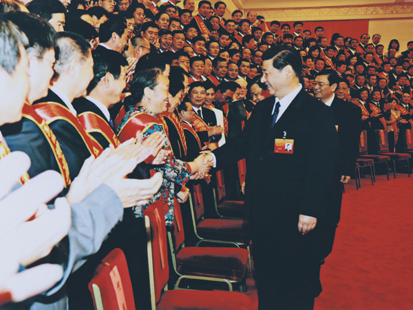 2011年8月15日，奇正集團獲“全國構(gòu)建和諧勞動關(guān)系先進代表”殊榮，作為甘肅唯一典型代表在大會交流經(jīng)驗，受到國家副主席習(xí)近平的親切接見。