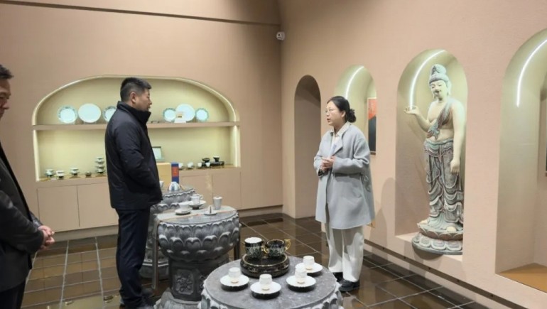 甘肅省酒泉市委常委、敦煌市委書記王彥群調(diào)研指導(dǎo)九色鹿鳴運營和發(fā)展